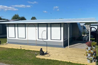 Embla 6+ Frittstående Helårstelt PVC – Stabilt Stort Campingtelt for Alle Sesonger